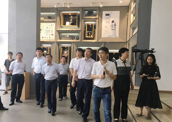 焦作市委书记王小平等领导到访和壹设计参观与交流